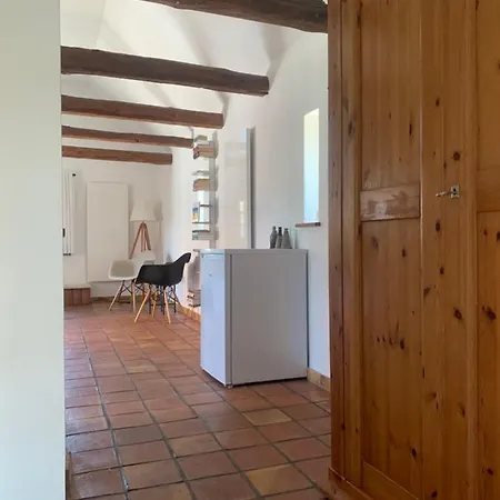 Apartment Auf Denkmalgeschuetztem Dreiseithof In Bei Grimma *