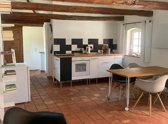 Auf Denkmalgeschuetztem Dreiseithof In Bei Grimma Apartment Hofgen (Saxony)